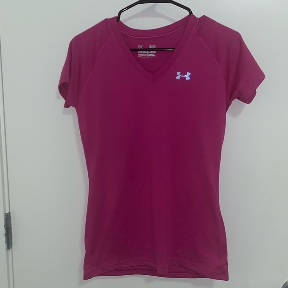 Pink Under Armour Top - Picture 1 of 4